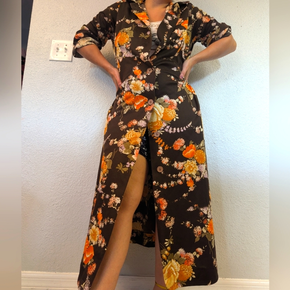 Vintage 60s Dark Floral Duster House Cost Dress